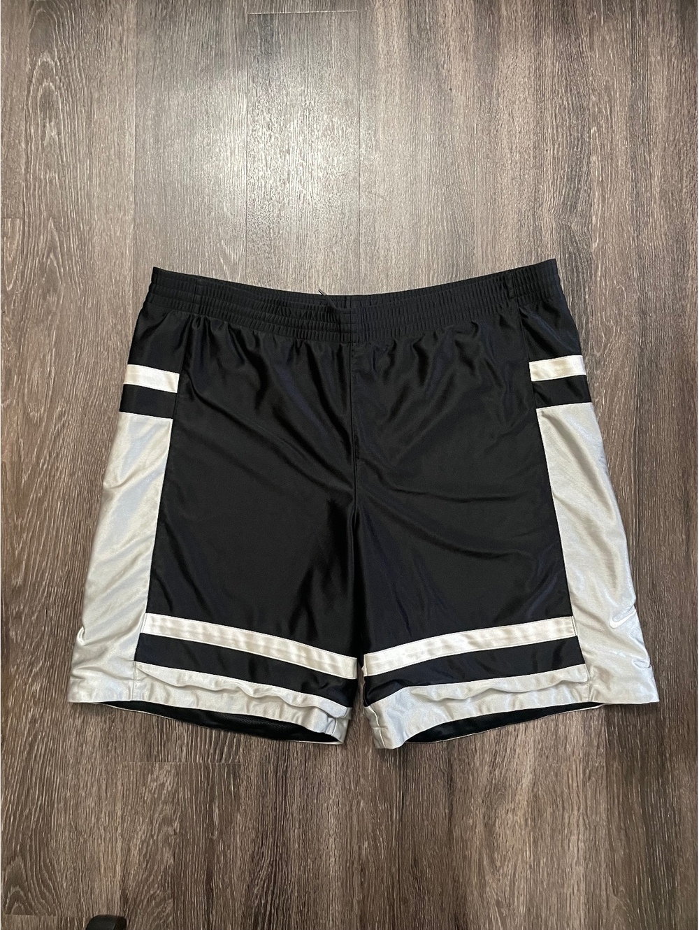 00s Nike Basketball Shorts